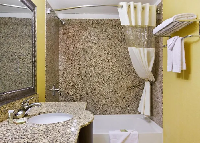 Super 8 By Wyndham Downtown Hotel Phoenix