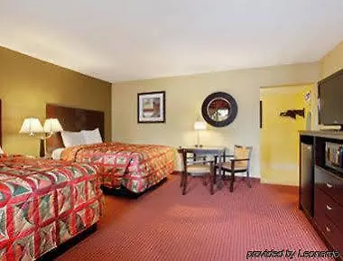 Super 8 By Wyndham Downtown Hotel Phoenix