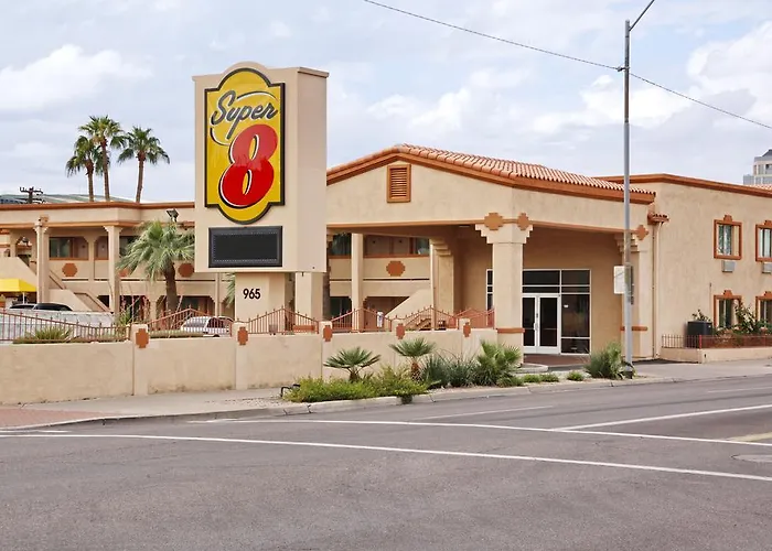 Super 8 By Wyndham Downtown Phoenix